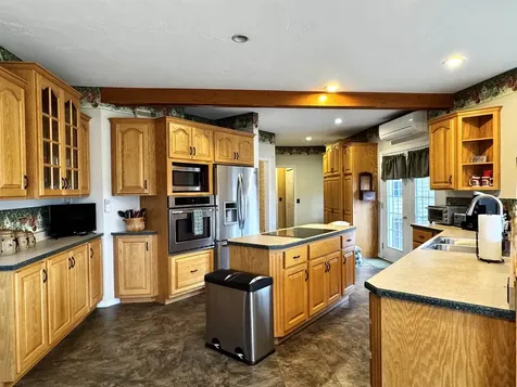 29 Campbell Road Newport City VT 05855