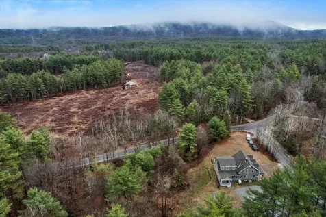 10 Mountain Road Greenfield NH 03047