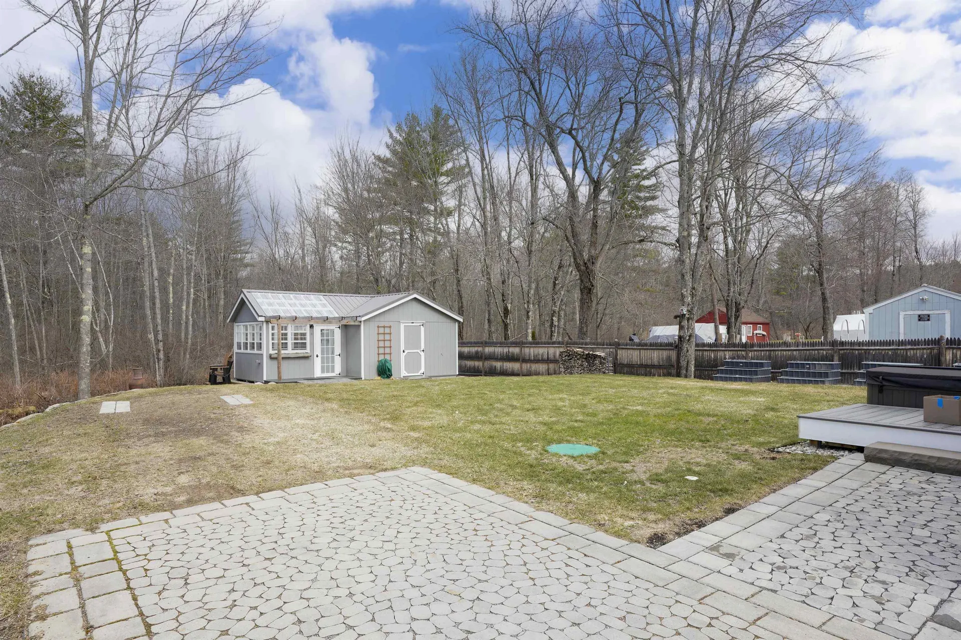 174-175 Lake Shore Drive Franklin NH 03235