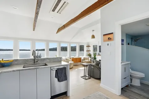 174-175 Lake Shore Drive Franklin NH 03235