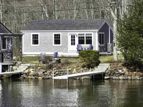 174-175 Lake Shore Drive Franklin NH 03235