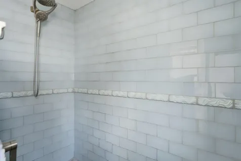 174-175 Lake Shore Drive Franklin NH 03235