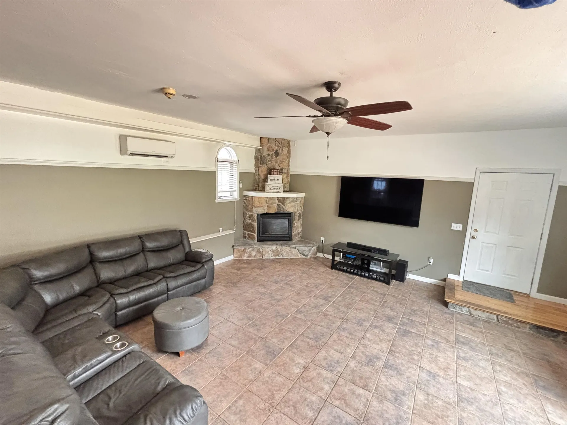 87 Juniper Drive Goffstown NH 03045