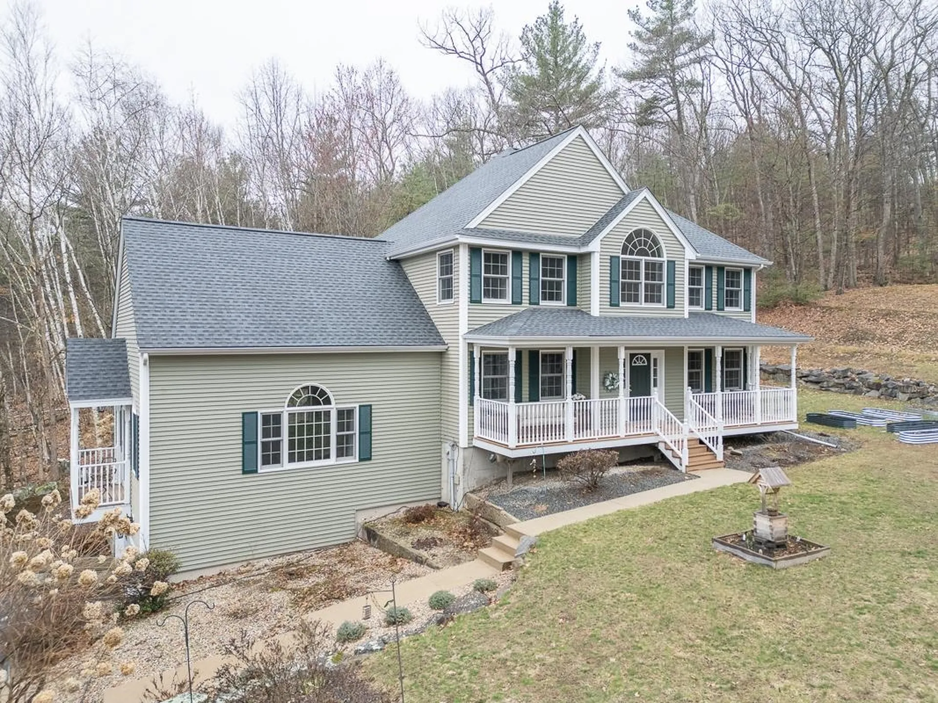 136 Wyndridge Circle Pelham NH 03076