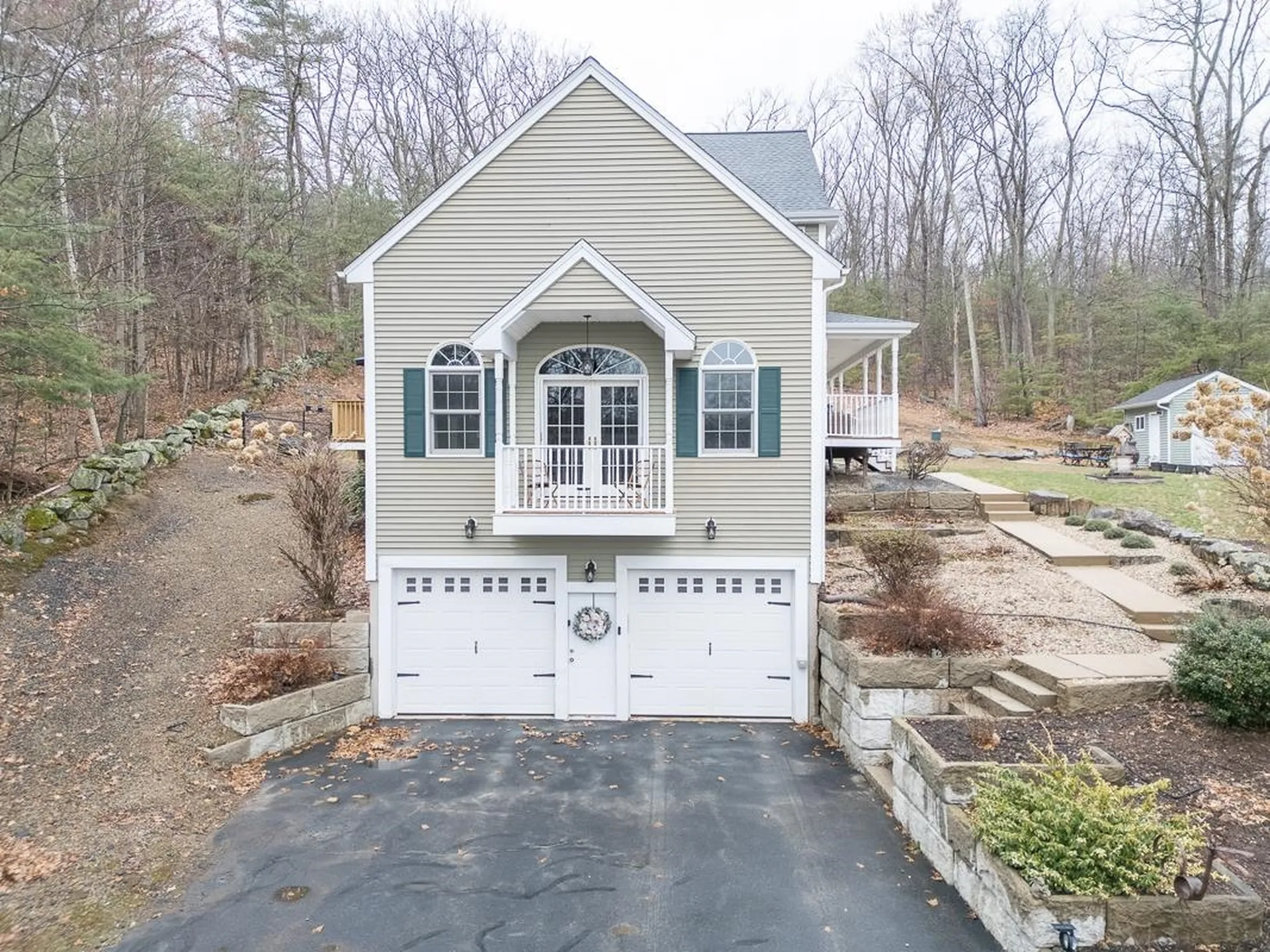 136 Wyndridge Circle Pelham NH 03076