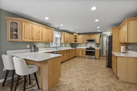136 Wyndridge Circle Pelham NH 03076