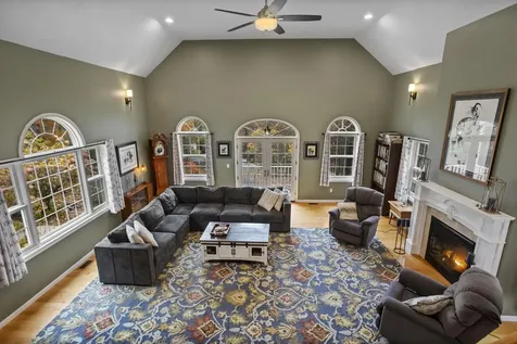 136 Wyndridge Circle Pelham NH 03076
