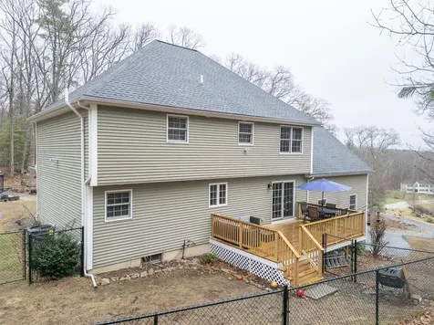 136 Wyndridge Circle Pelham NH 03076