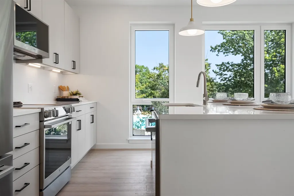 80 Constitution Avenue Portsmouth NH 03801