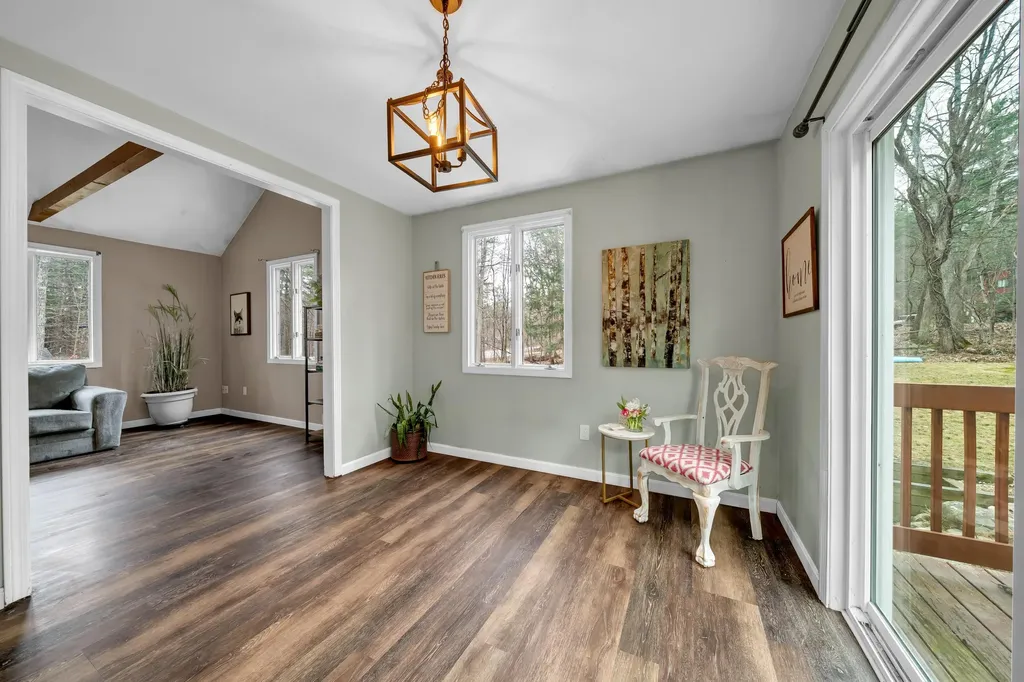 1 Williamsburg Drive Amherst NH 03031