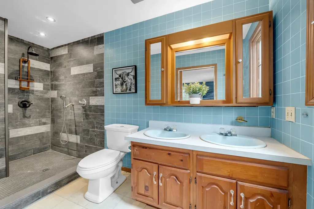 1 Williamsburg Drive Amherst NH 03031