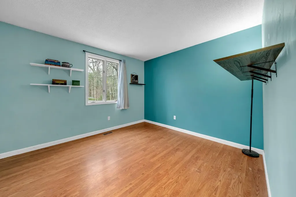 1 Williamsburg Drive Amherst NH 03031