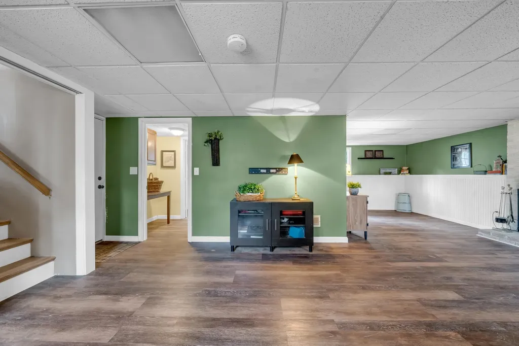 1 Williamsburg Drive Amherst NH 03031