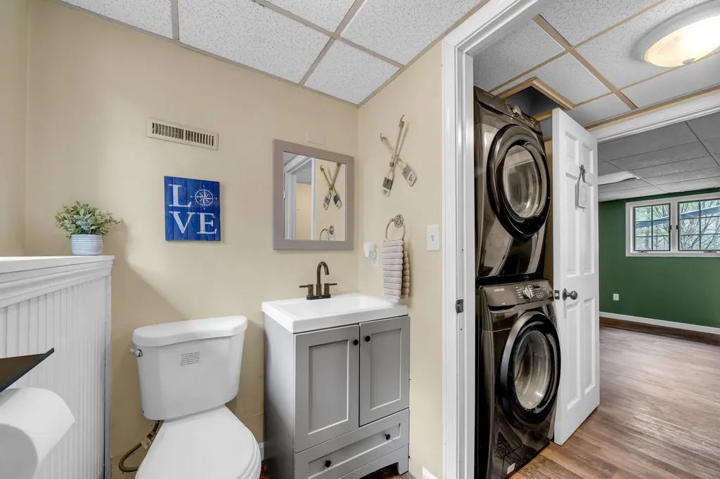 1 Williamsburg Drive Amherst NH 03031