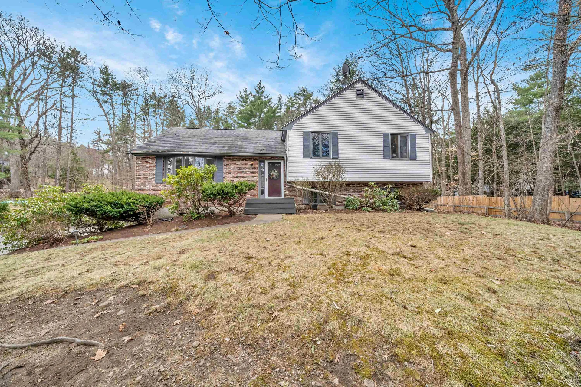 1 Williamsburg Drive Amherst NH 03031