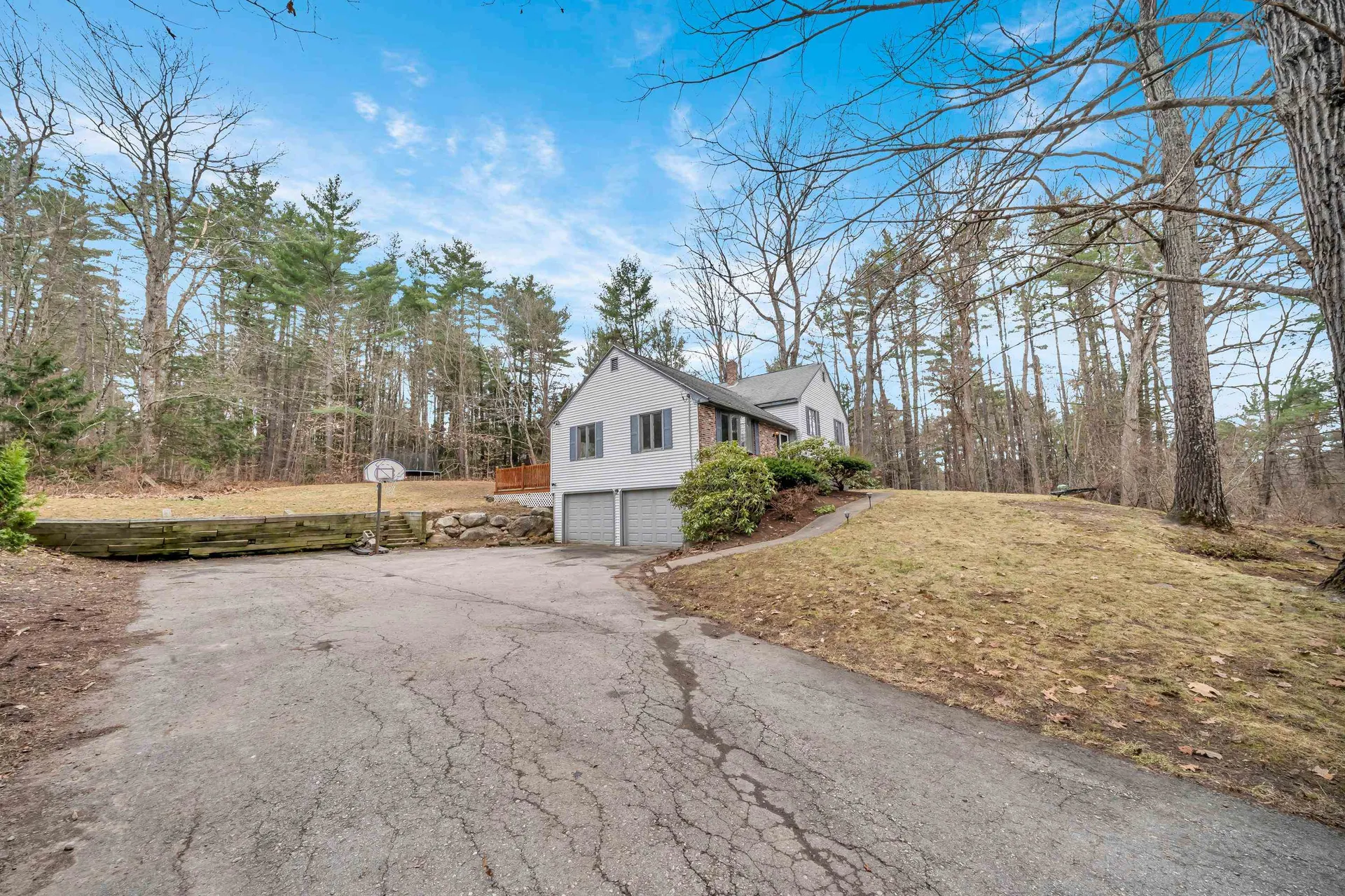 1 Williamsburg Drive Amherst NH 03031