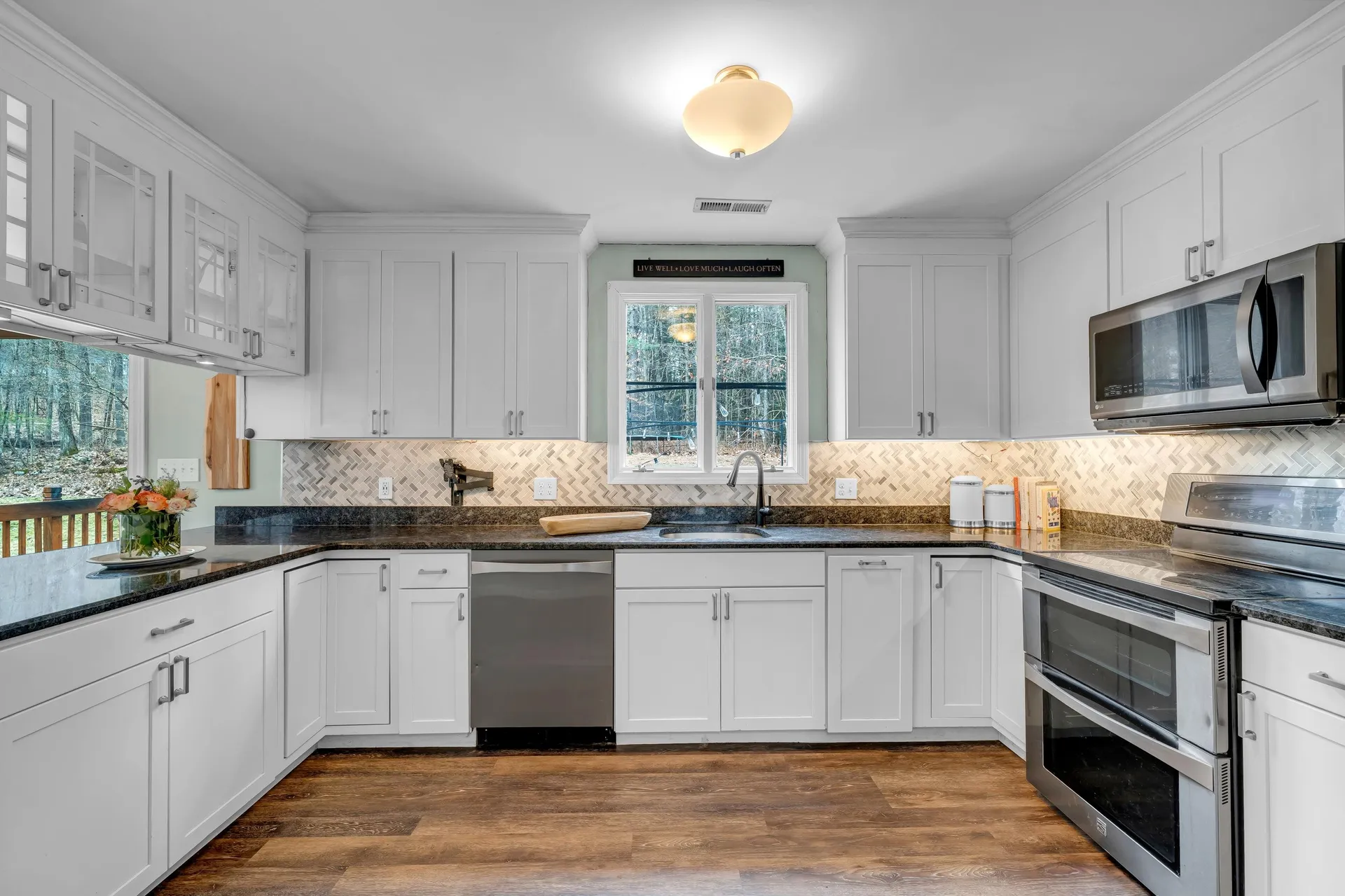 1 Williamsburg Drive Amherst NH 03031