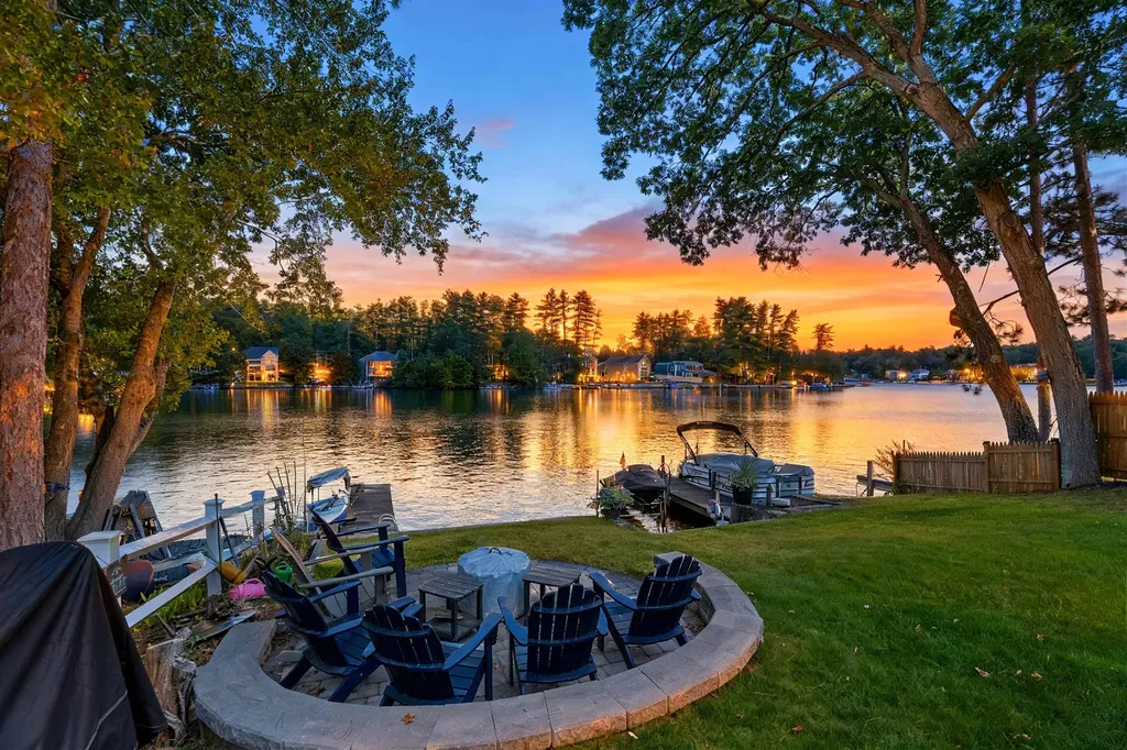 43 Shore Drive Salem NH 03079