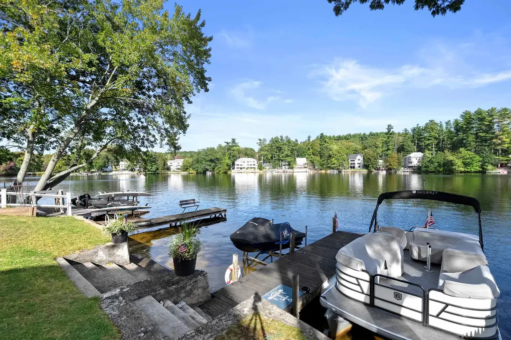 43 Shore Drive Salem NH 03079