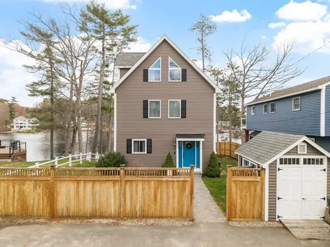 43 Shore Drive Salem NH 03079