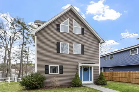 43 Shore Drive Salem NH 03079