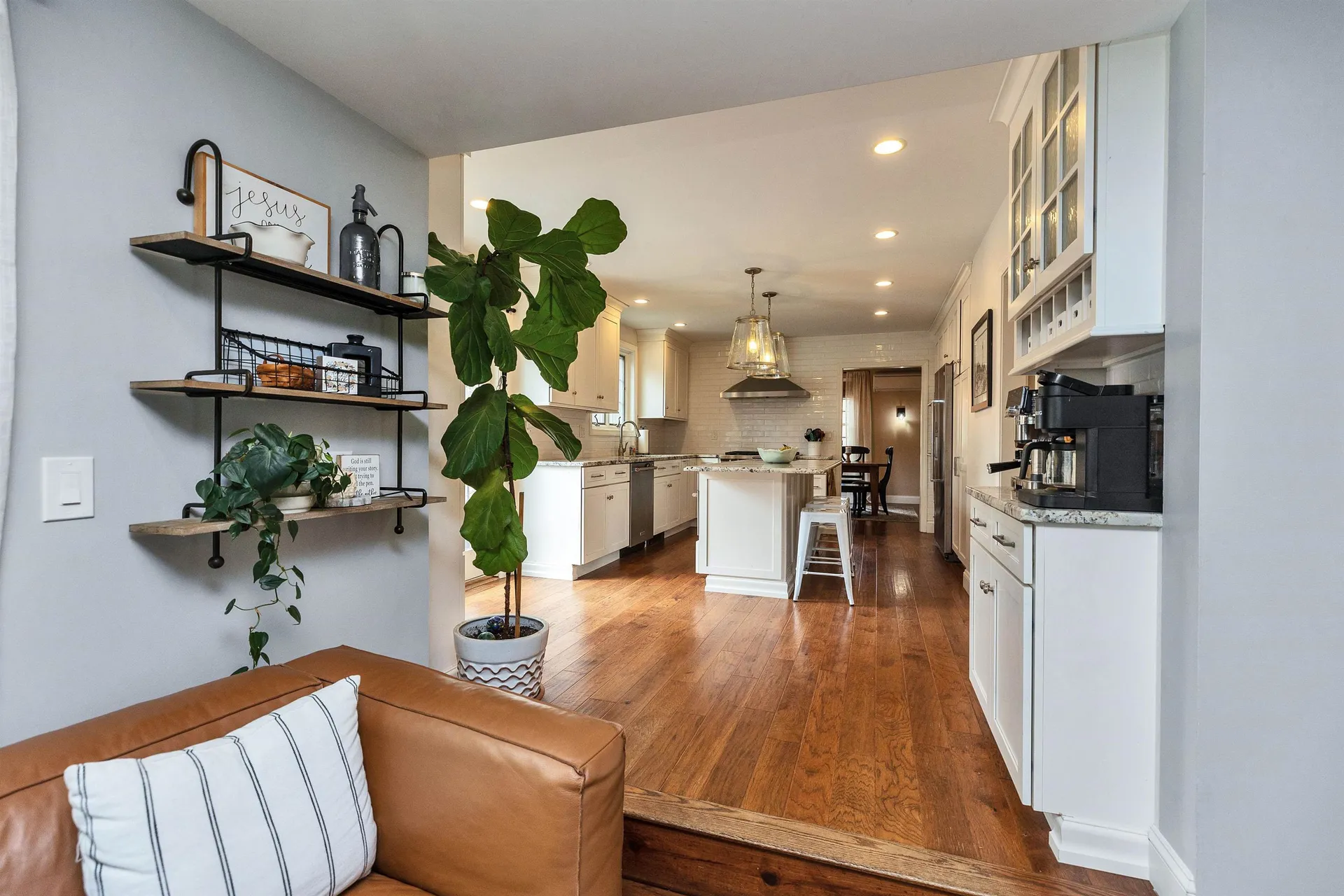 7 Kent Street Windham NH 03087