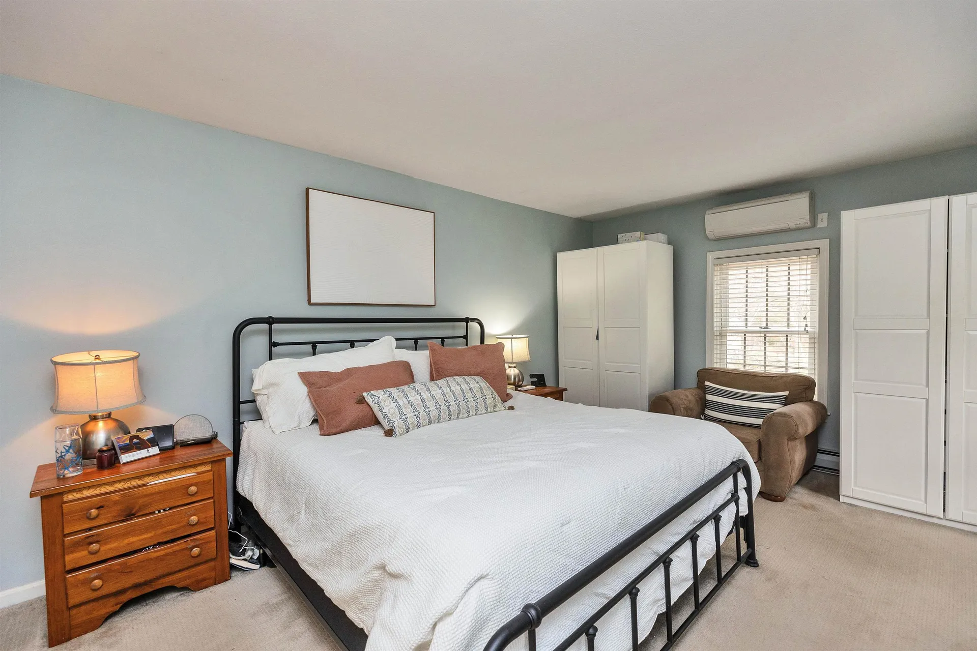 7 Kent Street Windham NH 03087