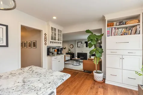 7 Kent Street Windham NH 03087