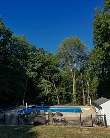 7 Kent Street Windham NH 03087