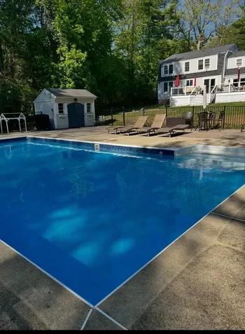7 Kent Street Windham NH 03087