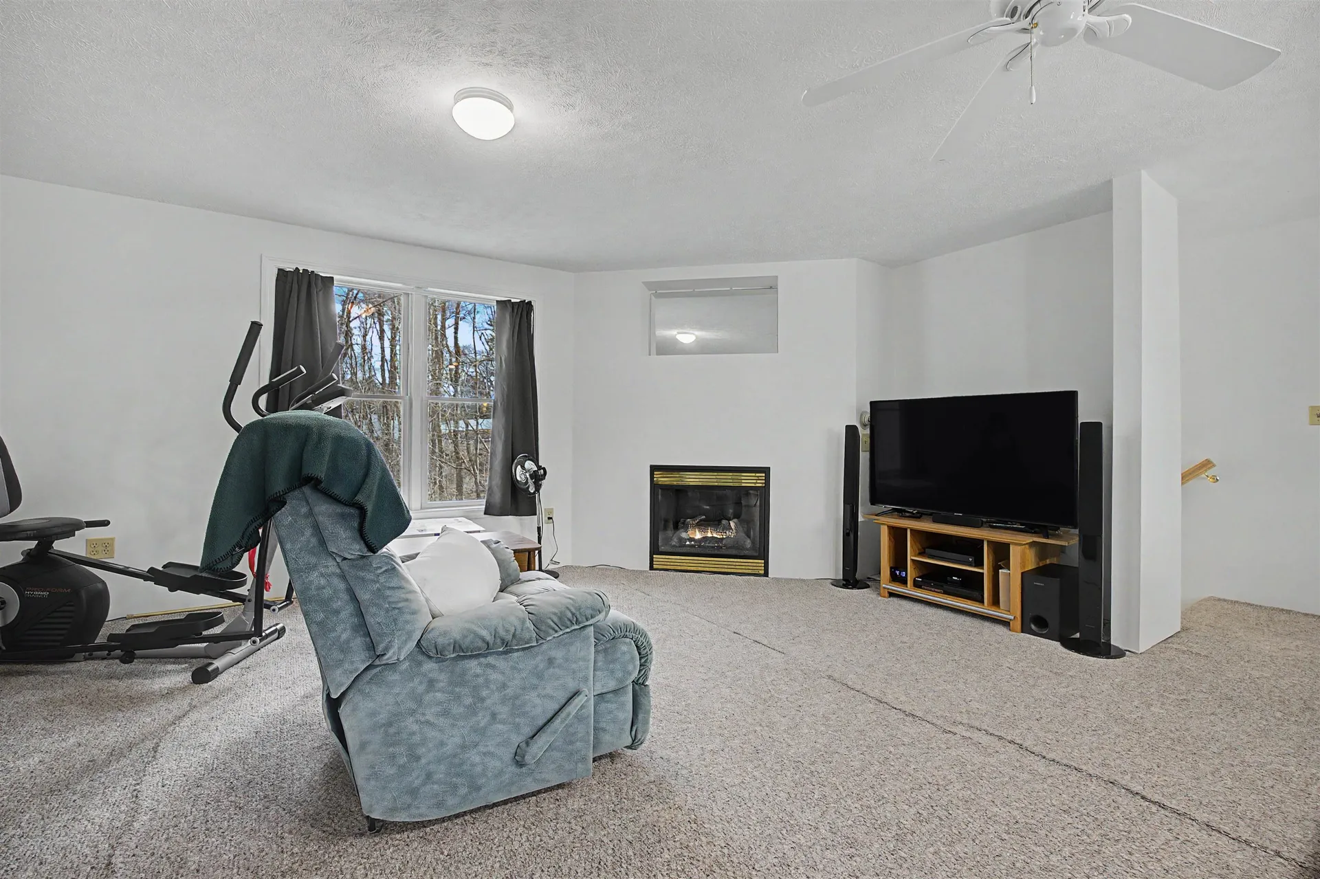 13 Glenview Drive Hudson NH 03051