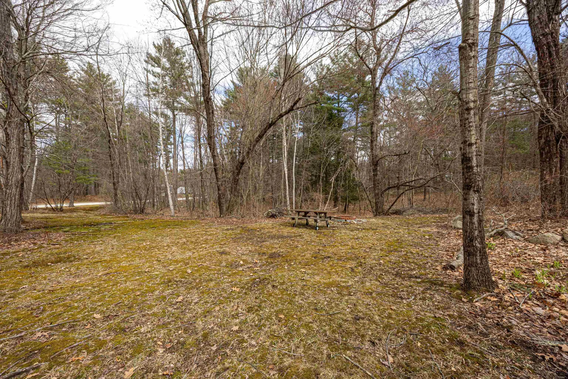13 Glenview Drive Hudson NH 03051