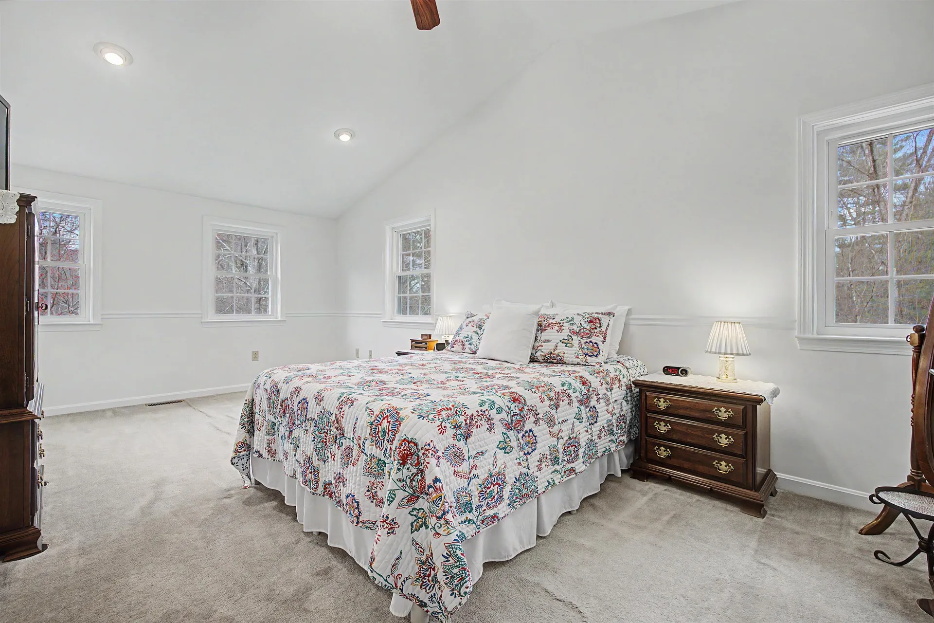 13 Glenview Drive Hudson NH 03051