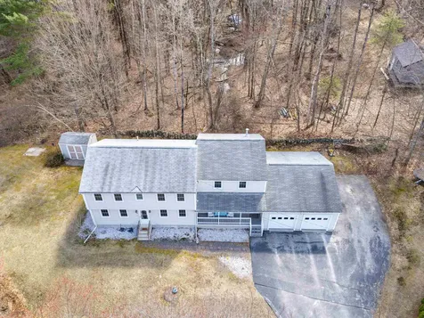 13 Glenview Drive Hudson NH 03051