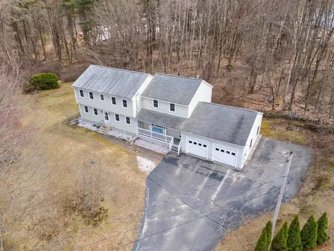 13 Glenview Drive Hudson NH 03051