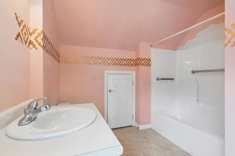 18 Linden Drive Lebanon NH 03784