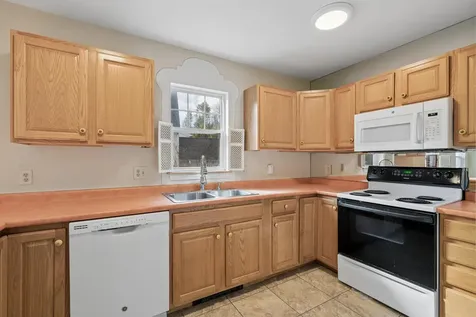 18 Linden Drive Lebanon NH 03784