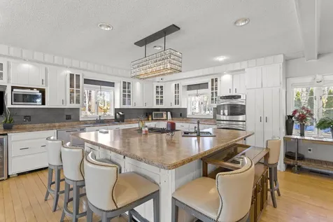 29-31 Walkeys Road Windham NH 03087