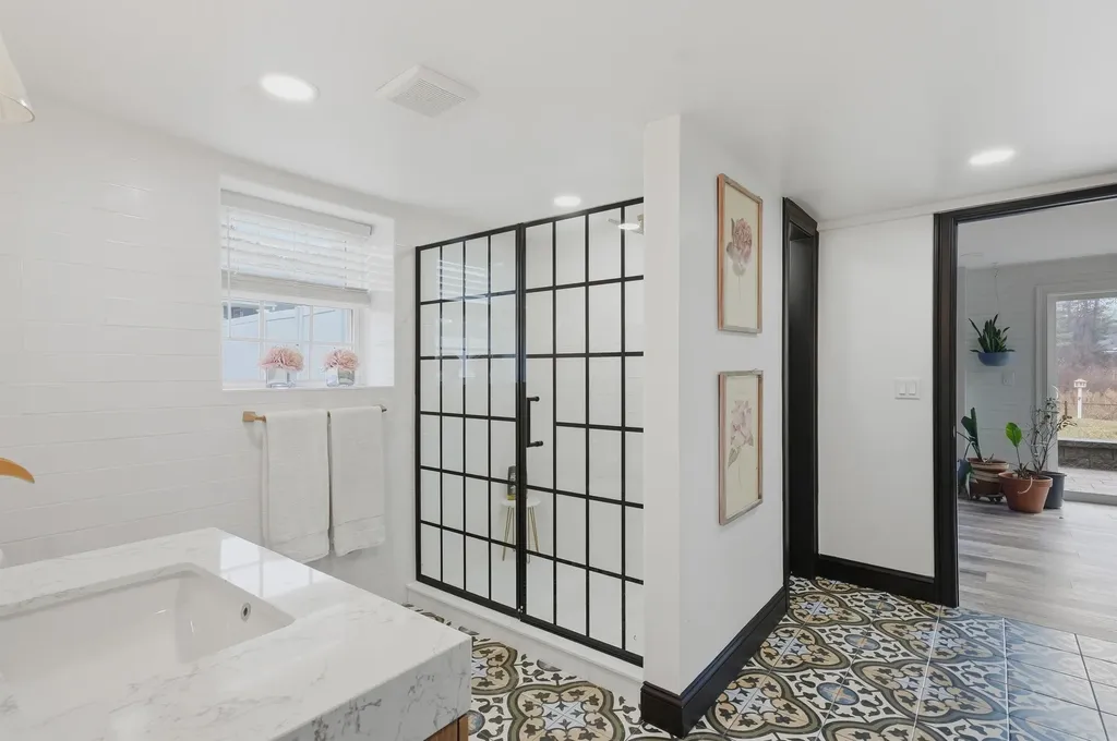 71 Bedford Road Merrimack NH 03054