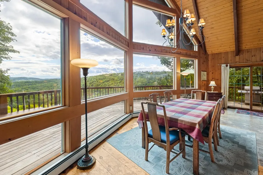 132 Loveland Hill Road Hartford VT 05001