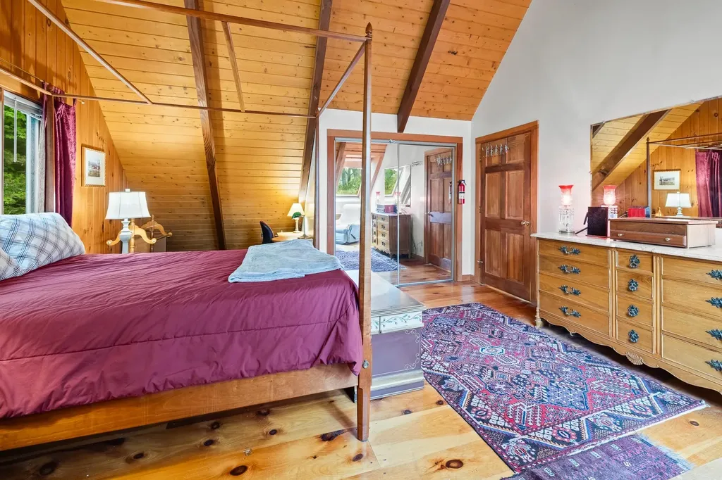 132 Loveland Hill Road Hartford VT 05001