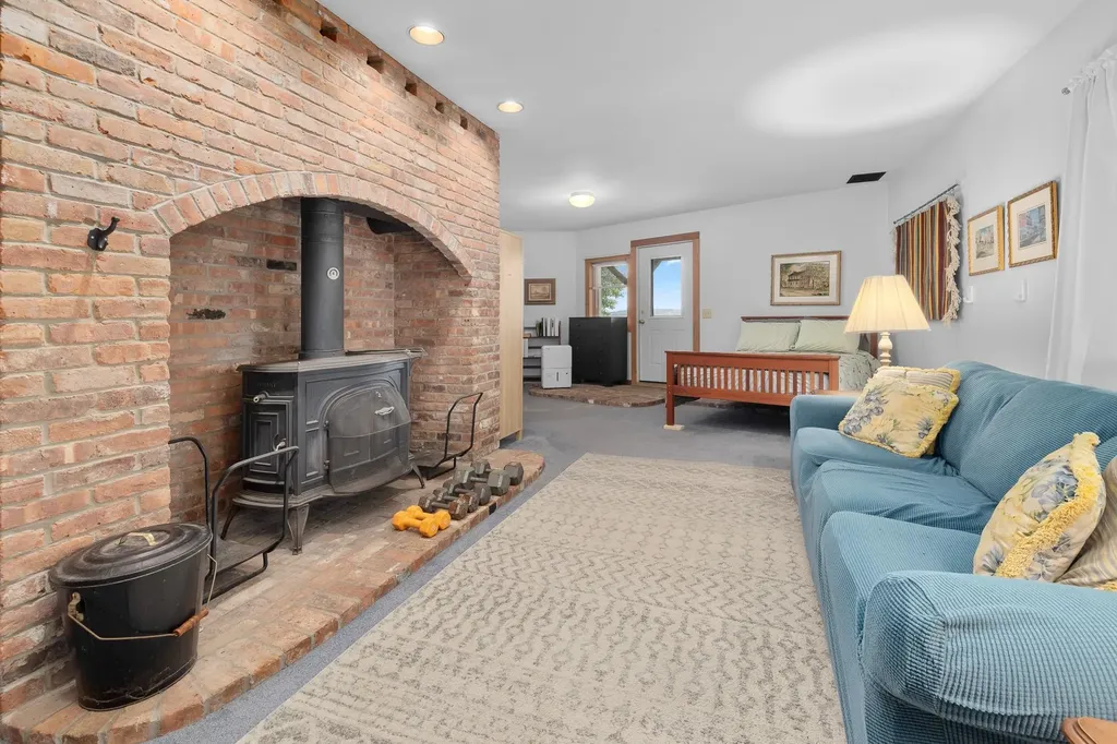 132 Loveland Hill Road Hartford VT 05001