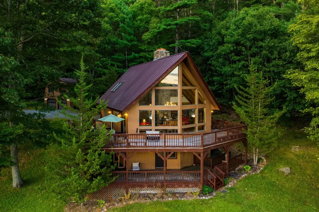 132 Loveland Hill Road Hartford VT 05001