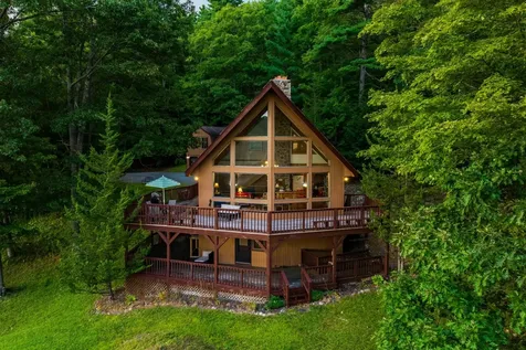 132 Loveland Hill Road Hartford VT 05001