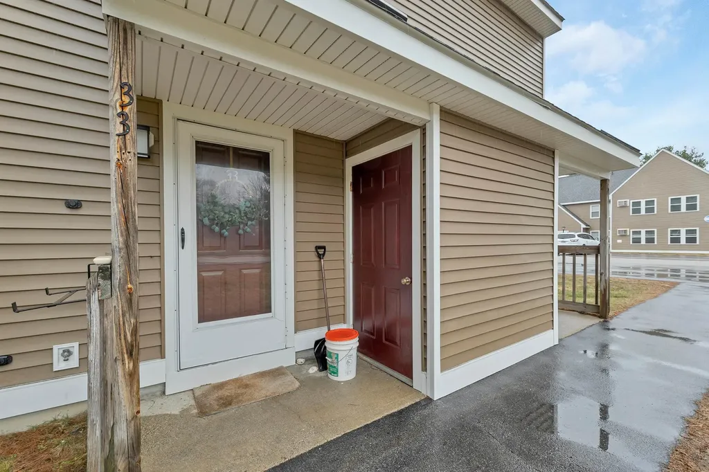 37 Indian Brook Circle Rochester NH 03867