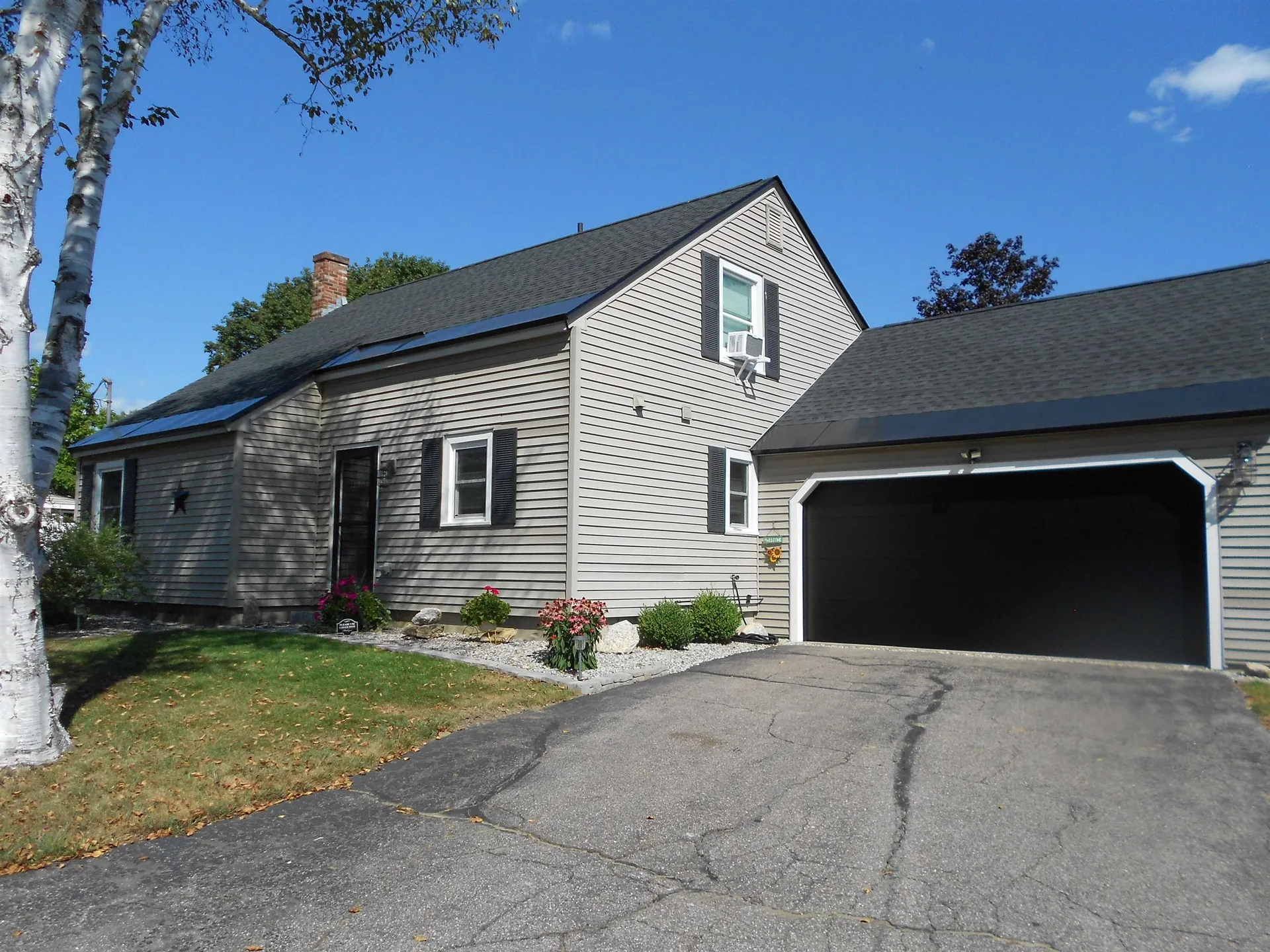 1783 Parade Road Laconia NH 03246