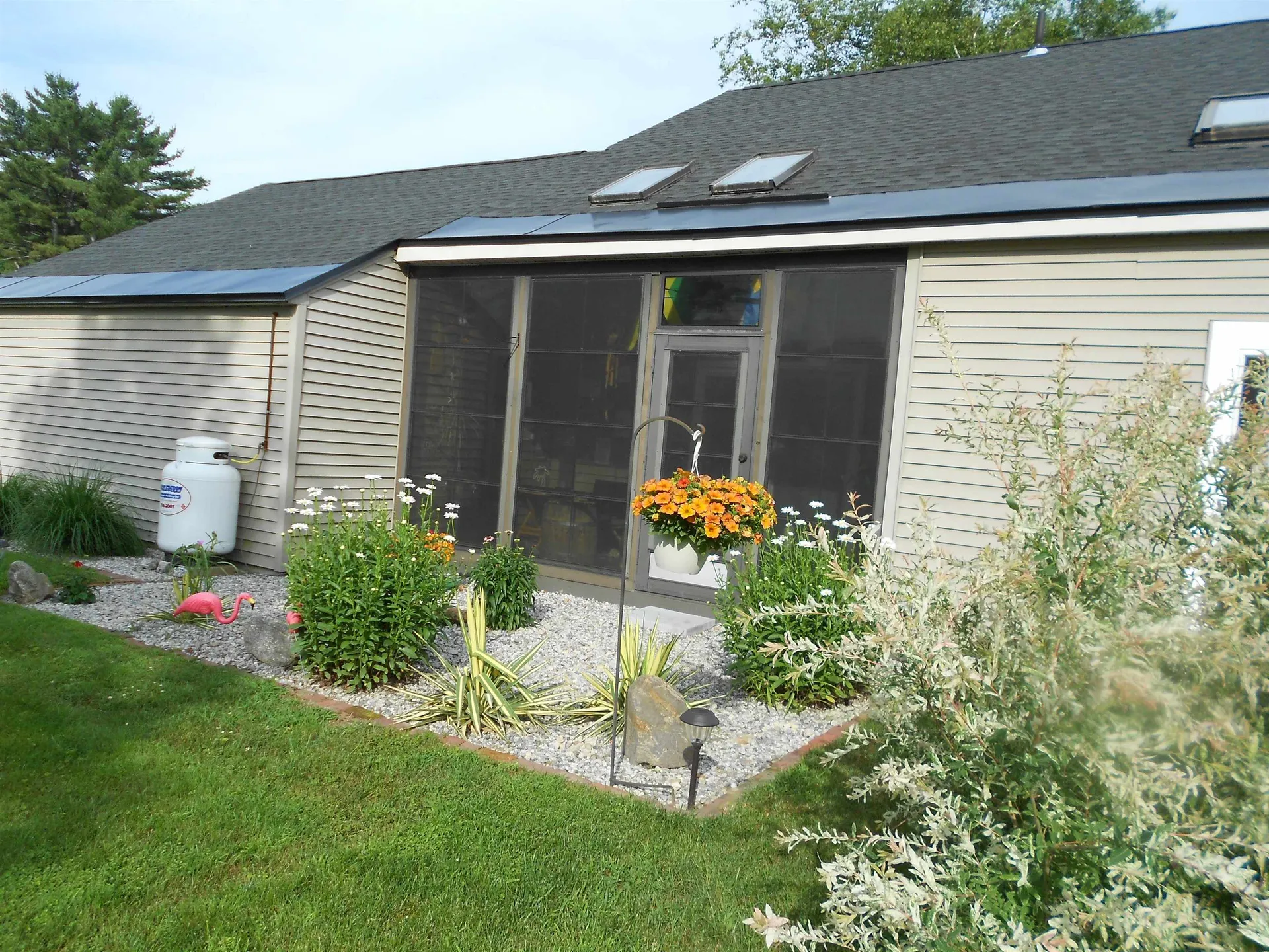1783 Parade Road Laconia NH 03246