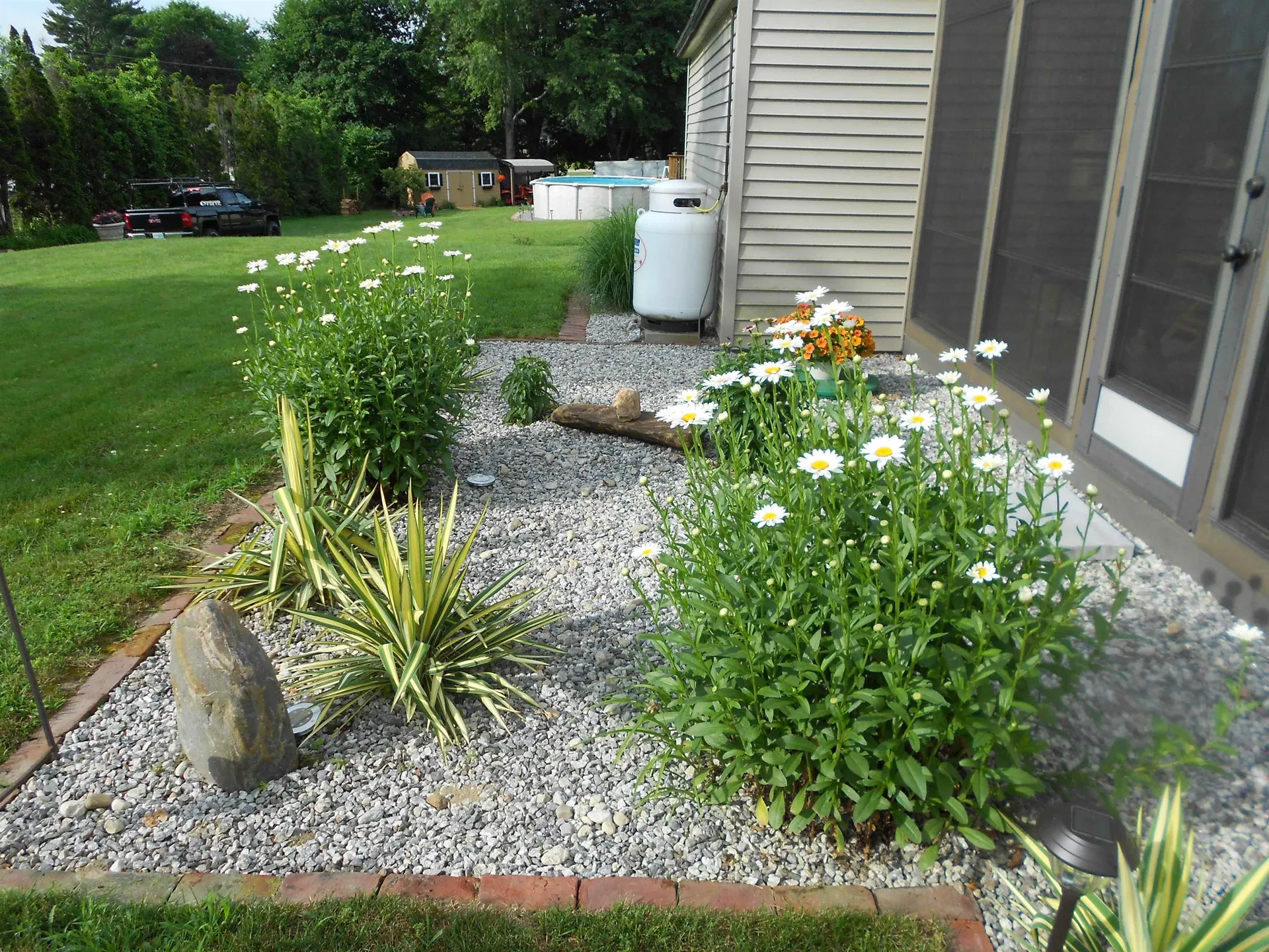 1783 Parade Road Laconia NH 03246