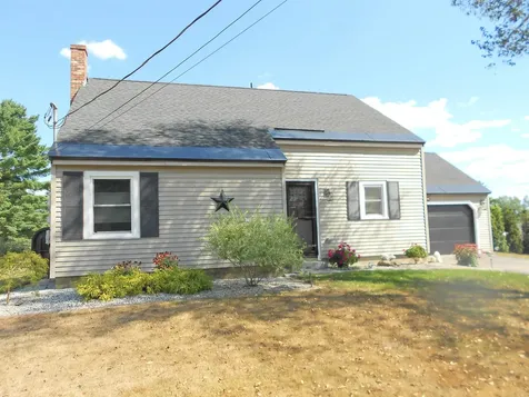 1783 Parade Road Laconia NH 03246