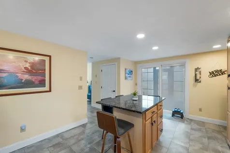 1783 Parade Road Laconia NH 03246
